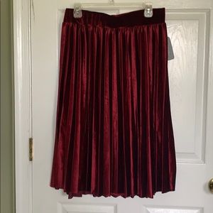 NWT Maroon Velvet Pleated Skirt